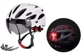 Fahrradhelm mit Magnetischem Brille und LED Licht