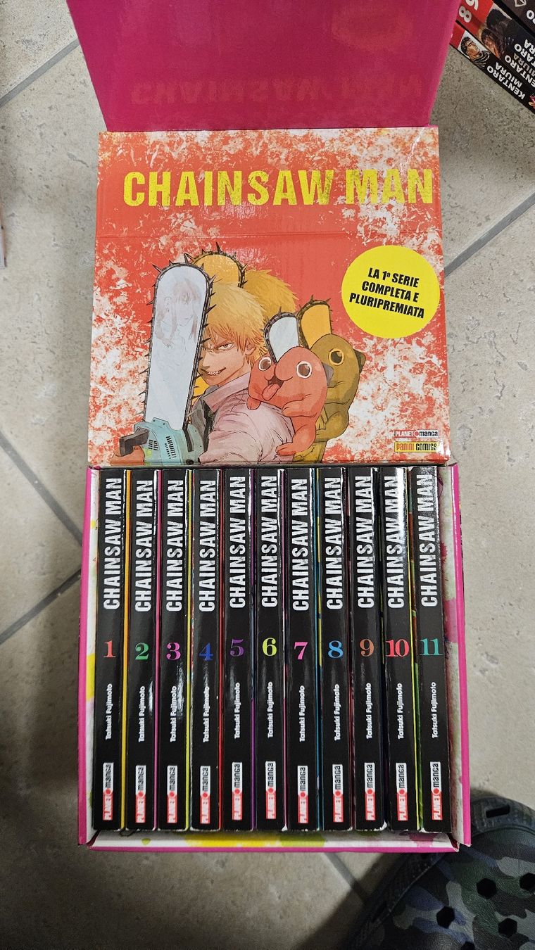 Fumetti: cofanetto chainsaw man – Usato da Castel San Pietro venduto da pie_k8j6