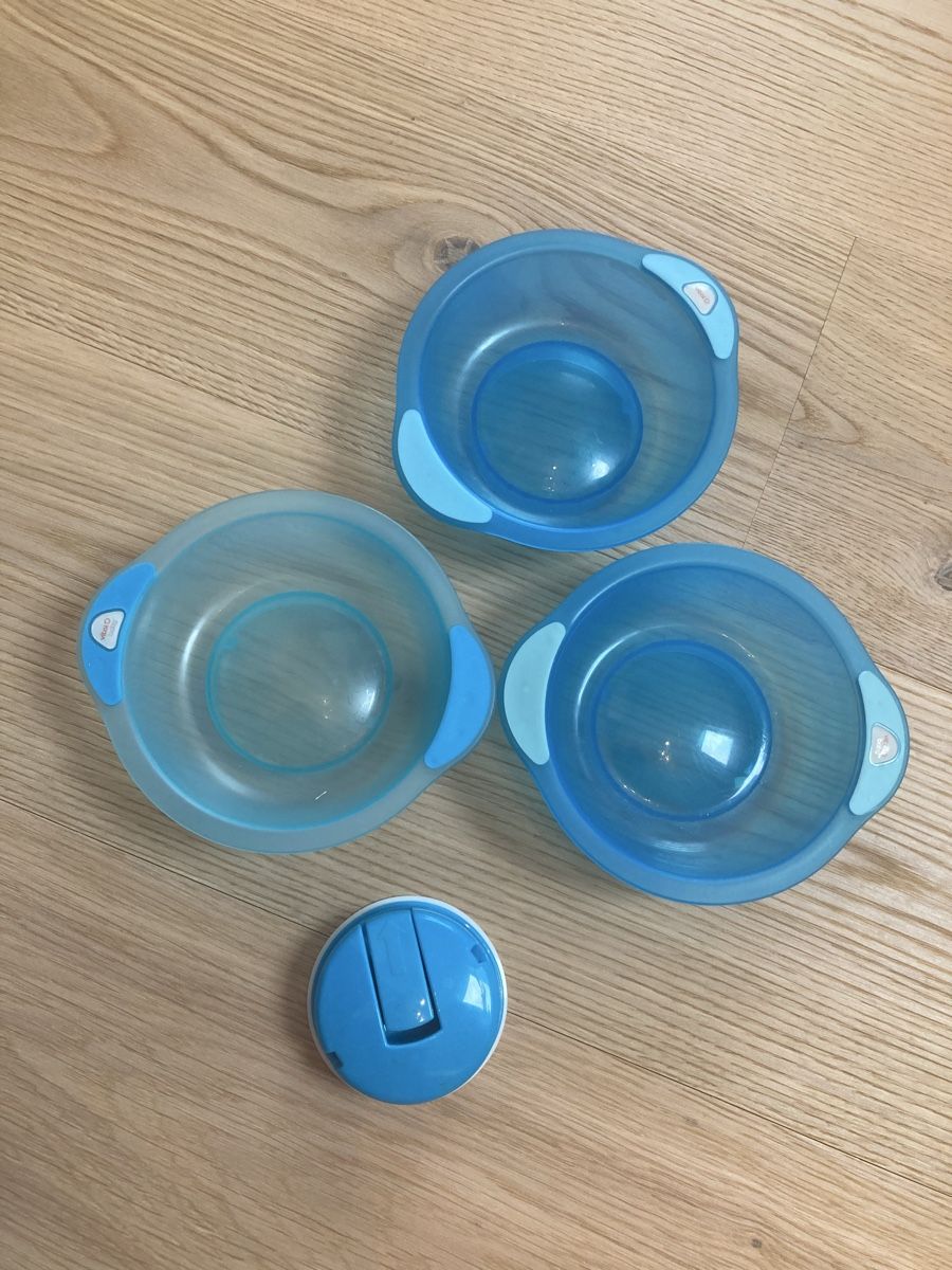 Set di piatti: Baby Essgeschirr mit Saugnapf – Usato da Rorbas venduto da Astrafix