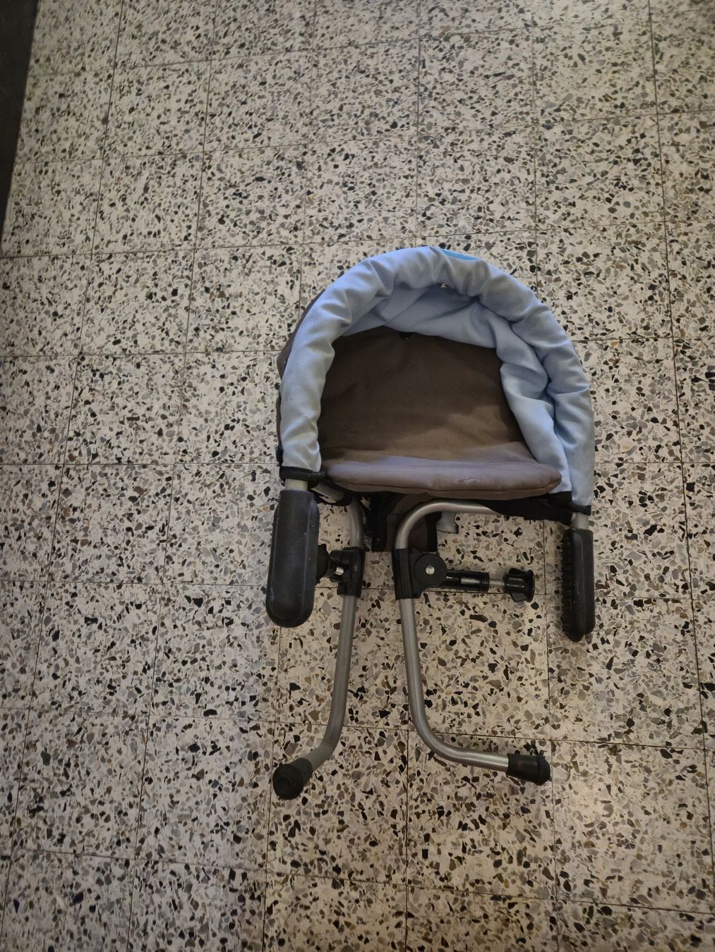 Auto-Kindersitze: siège bébé  – Gebraucht aus Bulle von nora169