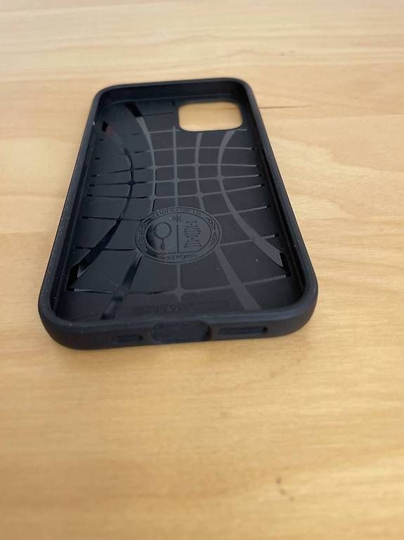 Altro in  Abbigliamento & Accessori: Handyhülle für iPhone 12 Pro – Usato da St. Gallen venduto da babinos01 3