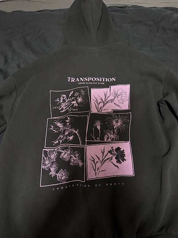 Maglioni & Felpe: Pull Yourturn Noir avec Dessin au dos Taille XL – Usato da Chézard-St-Martin venduto da keke_0675 4