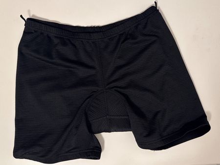 Radhose schwarz Grösse M (38)