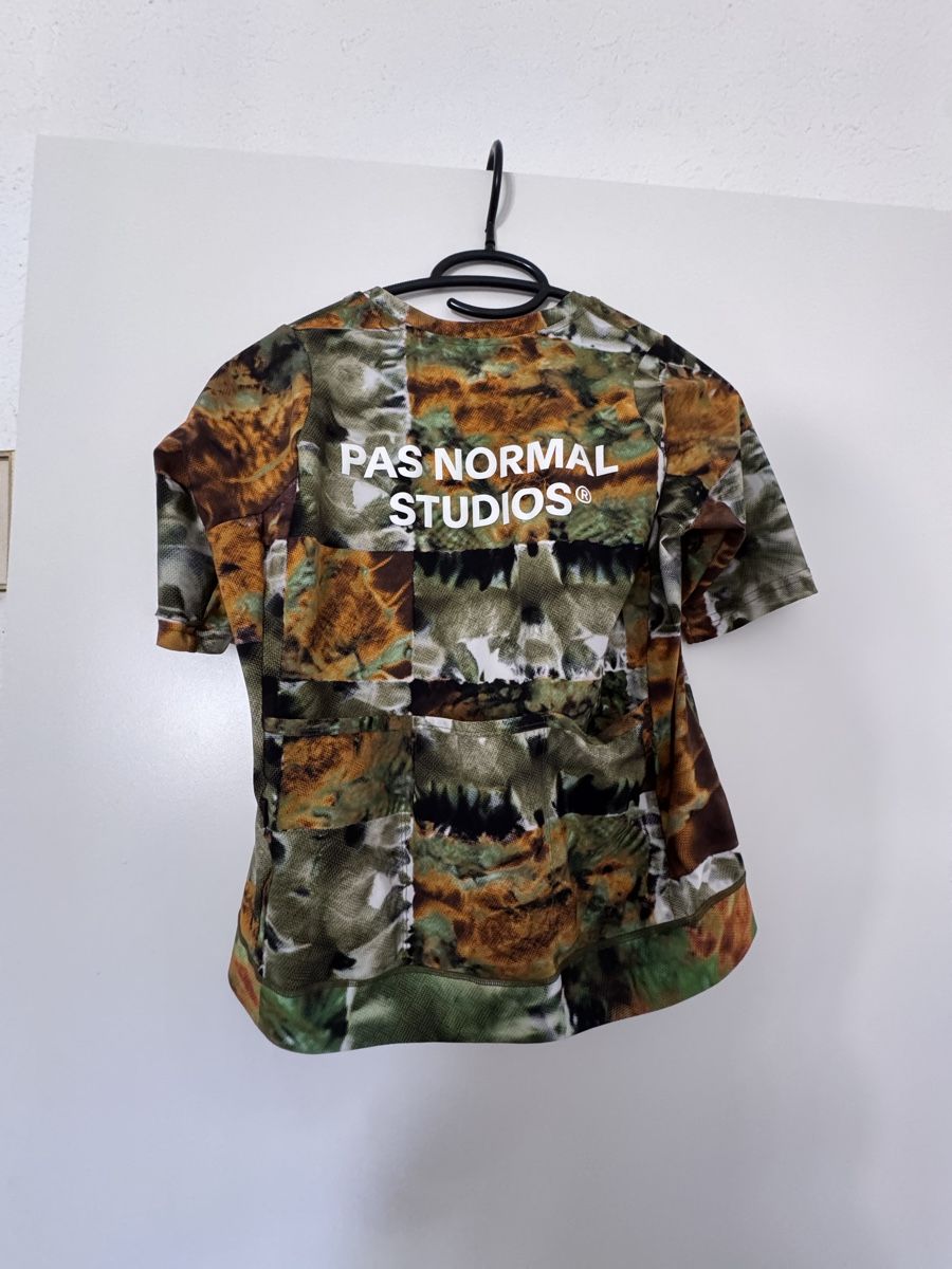 Pas Normal Studios Leibchen & Hosen: Pas Normal Studios Tricot Size M – Gebraucht aus Zürich von nagoya01