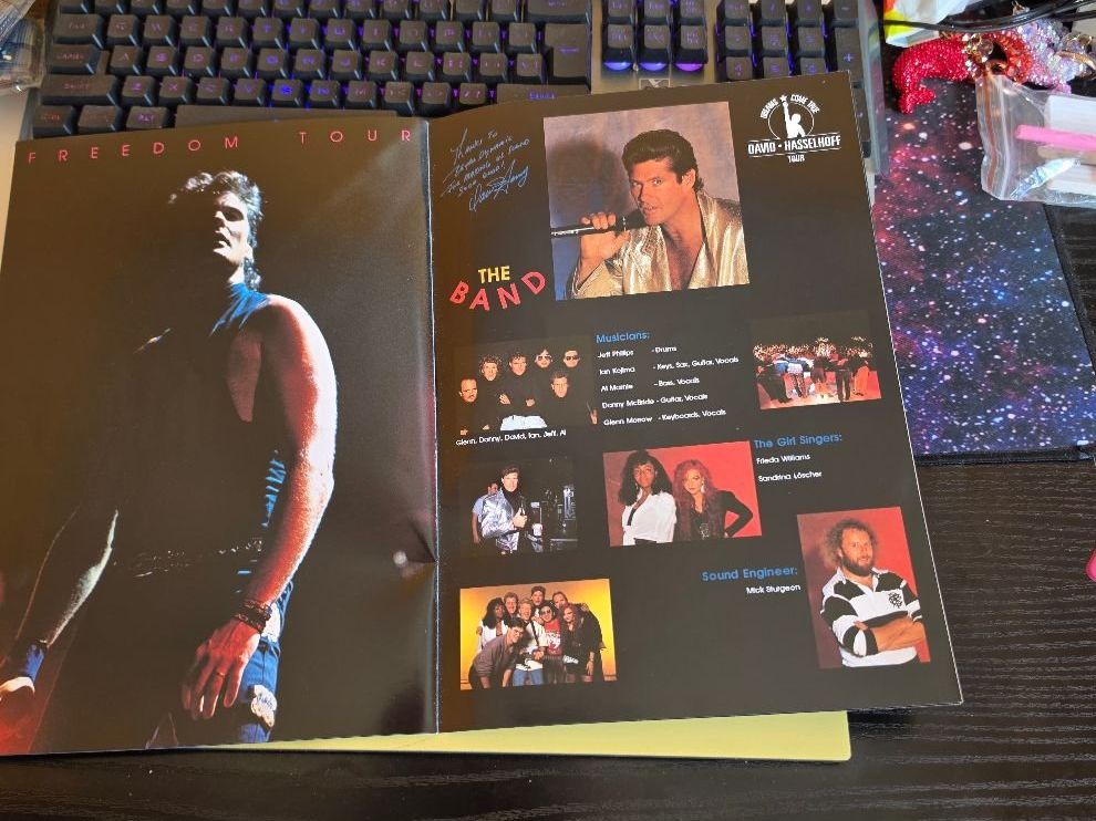 Libri: DAVID HASSELHOFF SOUVENIR BOOK – Usato da Dintikon venduto da bonita099 7