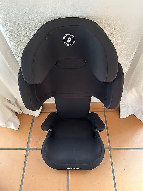 Maxi-Cosi Seggiolini per auto: Maxi Cosi Autositz 15-36kg – Usato da Forch venduto da czernyma