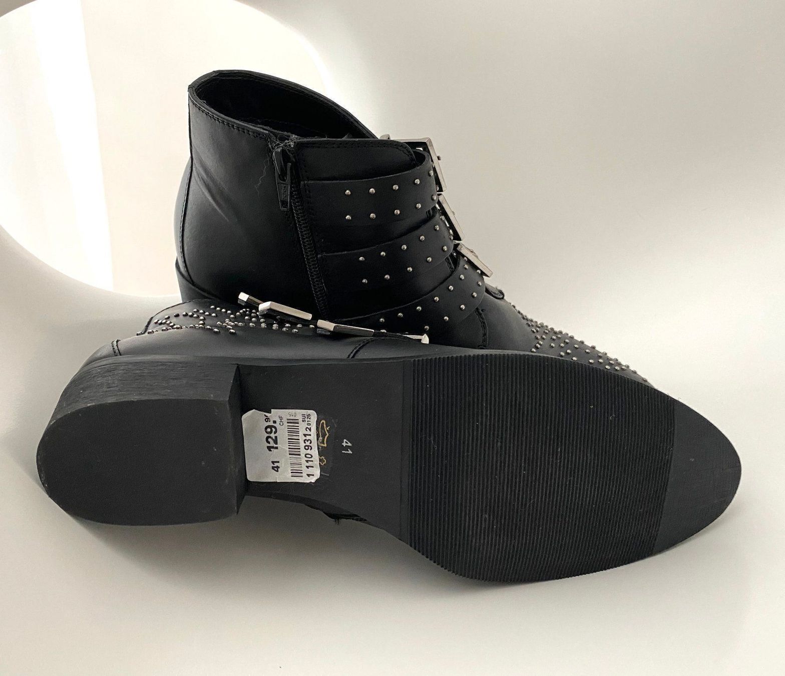 Scarpe da donna: Bottines en cuir NEUVES – Nuovo e nell'imballaggio originale da La conversion venduto da Repio 1