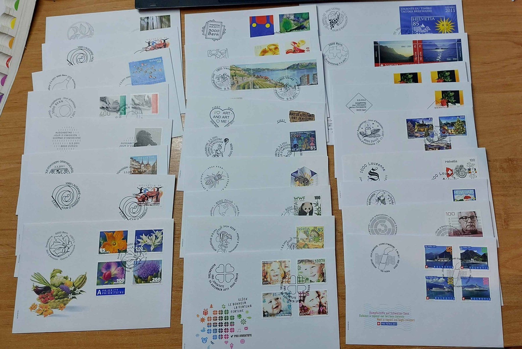 Tutti i francobolli: F2011 - FDC série complète 2011 – Nuovo e nell'imballaggio originale da Trélex venduto da Phil_Albert