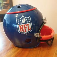 🏈 Offiziell lizenzierter NFL Snack Helm blau/rot, neu & ovp