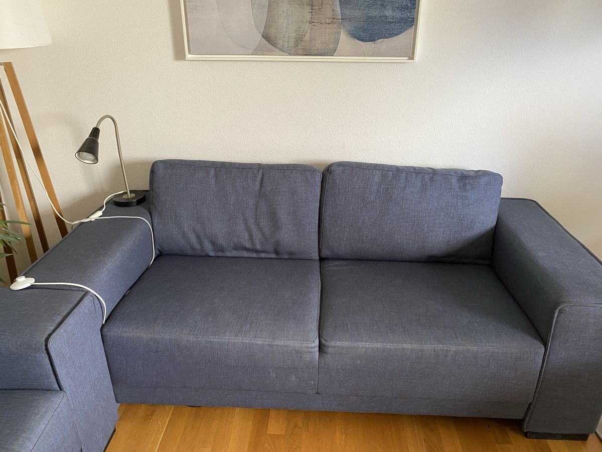 Divani: Blue Sofa 2 seater used condition – Usato da Zürich venduto da oosterparker 1