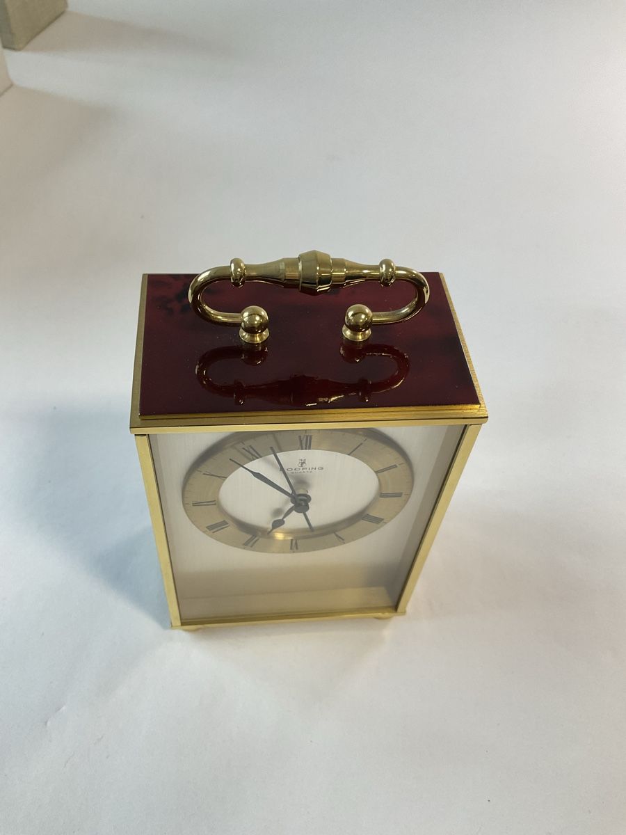 Stand- & Wanduhren: Pendulette de table, Looping new old stock avec boîte  – Gebraucht aus Malleray von Robot12 5