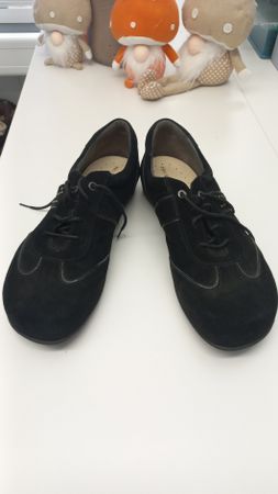 Sneaker von Helvesko, Gr. 43
