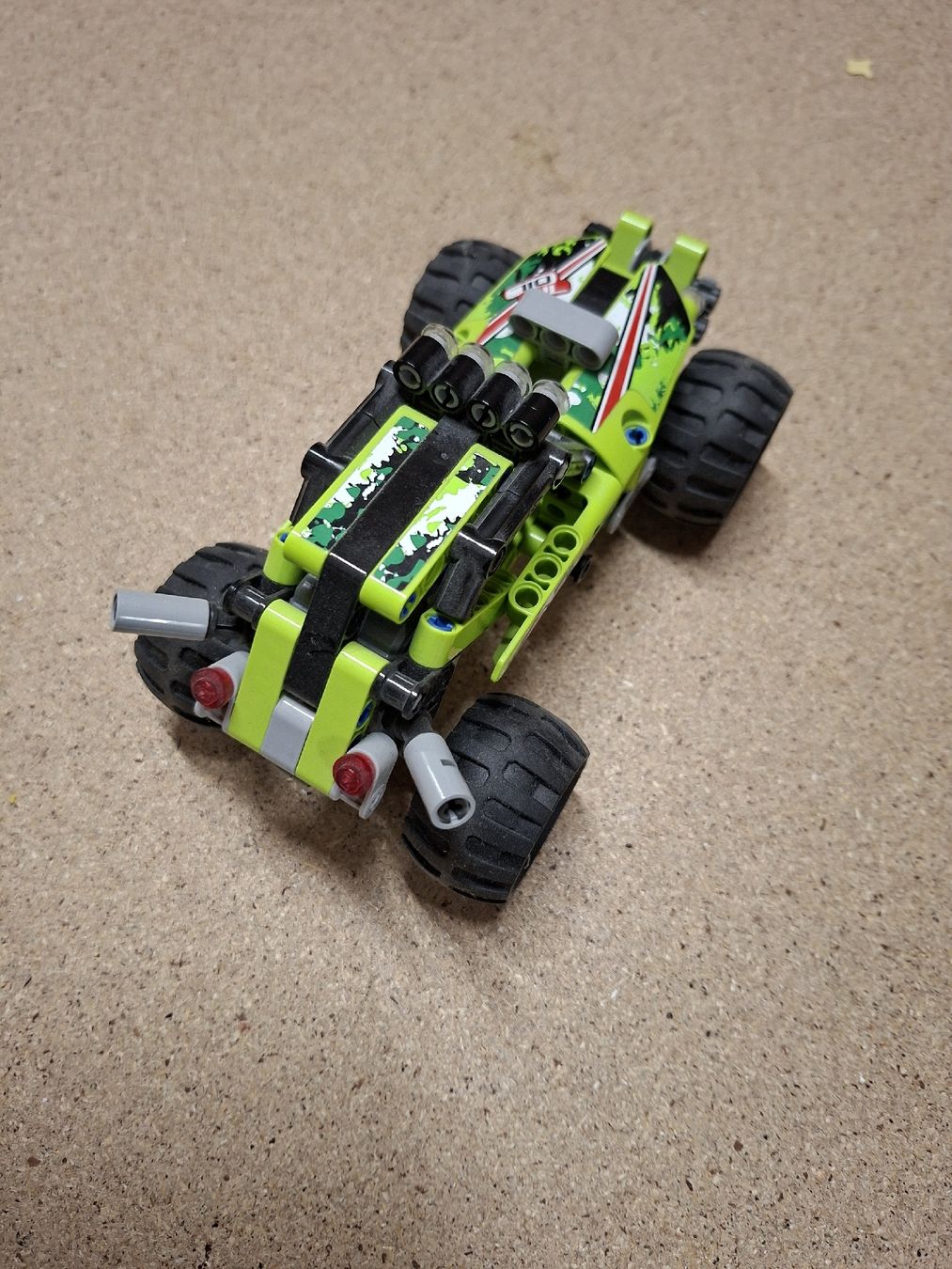 Lego Kit di costruzioni: Lego Technik Action Wüsten-Buggy 42027 – Usato da Büsserach venduto da Grenzstein 1