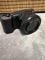 Sony Alpha 5100 mit 2 Objektiven