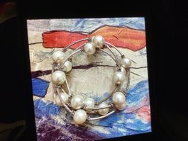 Elegantes Perlenarmband, ideal für den Sommer! 