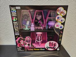 Neu - Monster High - Draculaura Secret Potion Room