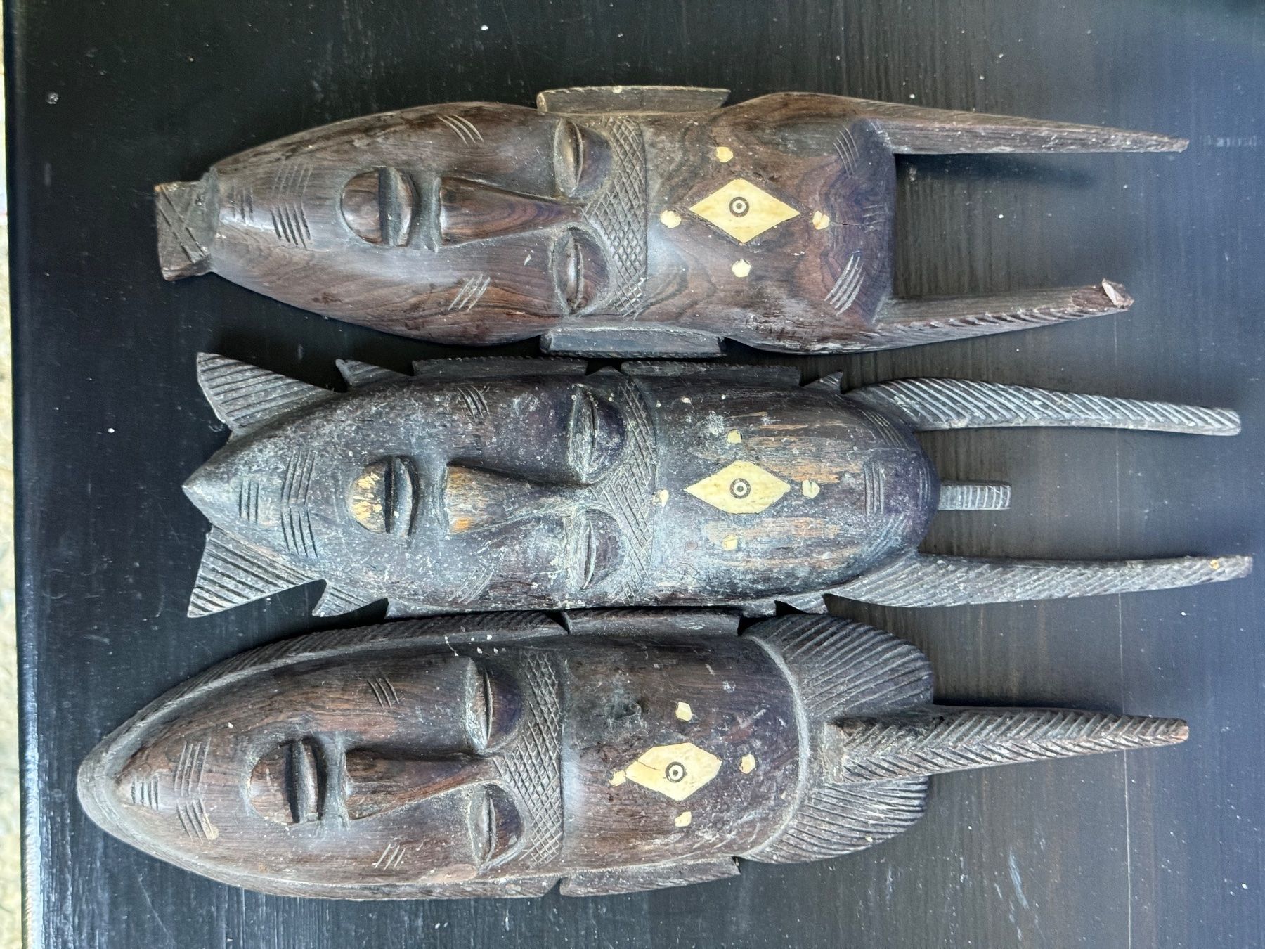 Arte internazionale: African wall masks set – Usato da Lausanne venduto da artnouveau04 1