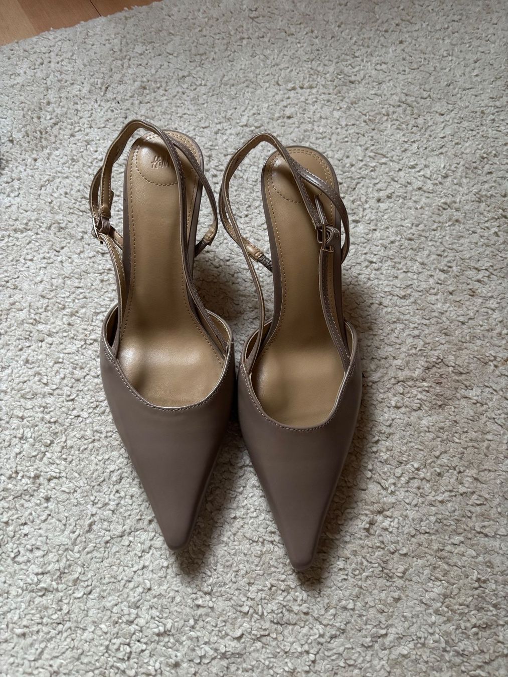 Scarpe da donna: Pumps High Heels Gr. 38 H&M – Usato da Winterthur venduto da Bilure
