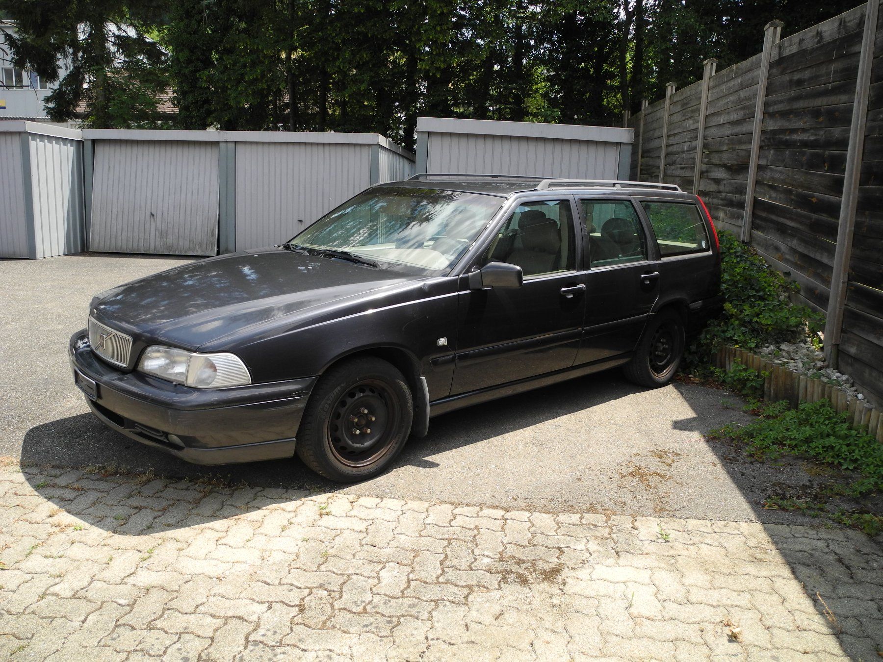 Volvo Autos: Volvo V70 T5 Teilespender, Export oder Schlachtfahrzeug – Defekt aus Ormalingen von Adi811 2