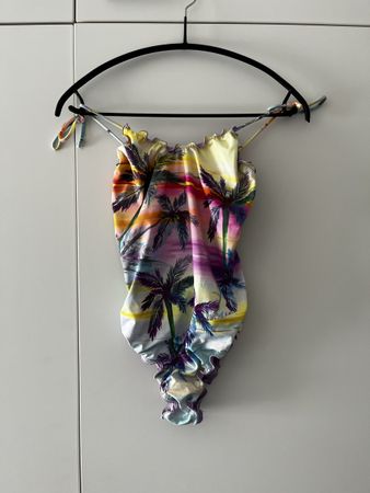 Sommerlicher Badeanzug mit Palmen, Gr. 158, Top Zustand!