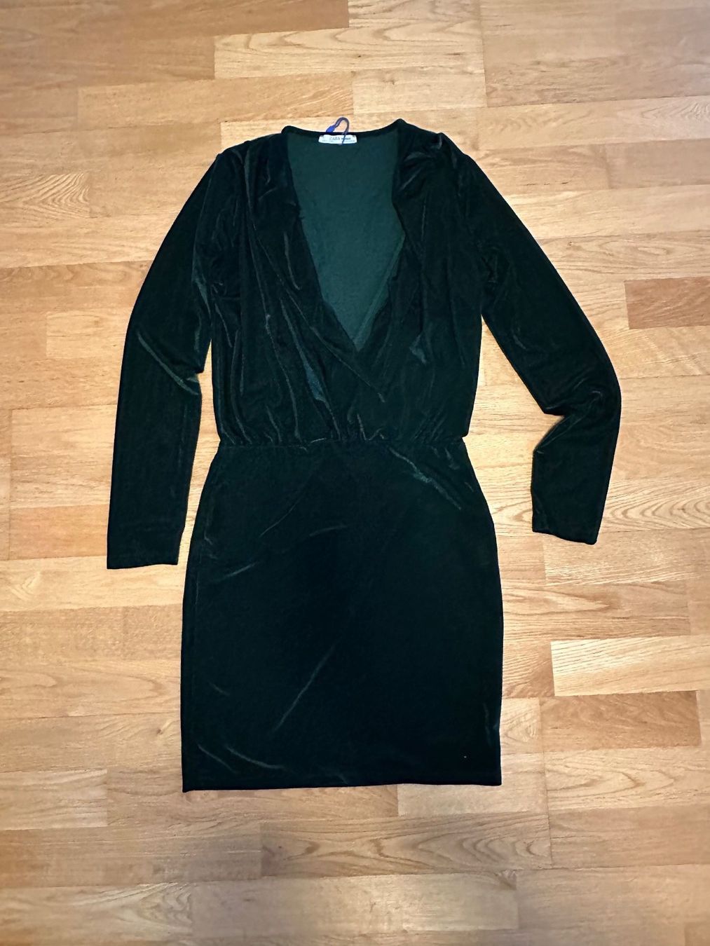 Zara Vestiti: Zara Dress – Nuovo (secondo la descrizione) da Richterswil venduto da Misterwine