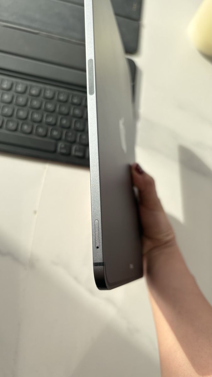 Apple Tablet PC: iPad Pro 11 128gb WiFi cellular with smart Keyboard – Usato da Meilen venduto da sha_zwb2 3