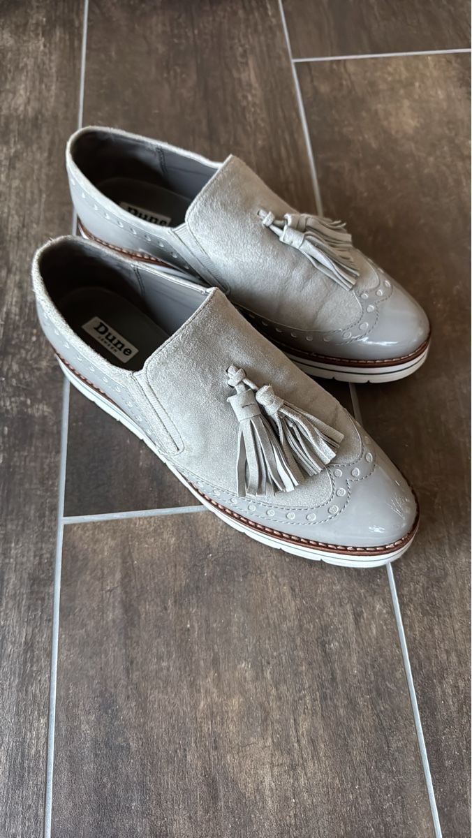 Dune London Scarpe da donna: Chaussures DUNE tendance grises avec franges - Taille 39 – Usato da Treyvaux venduto da MLRL