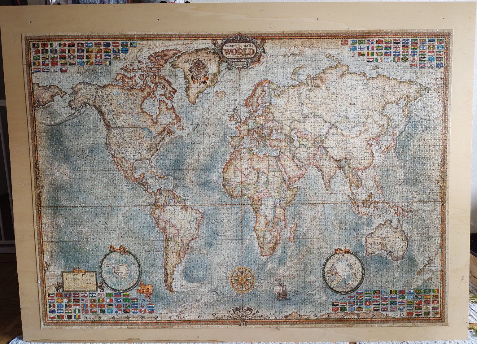 Educa Puzzle: Puzzle de carte du monde - décoration murale – Usato da Neuchâtel venduto da KCN 2