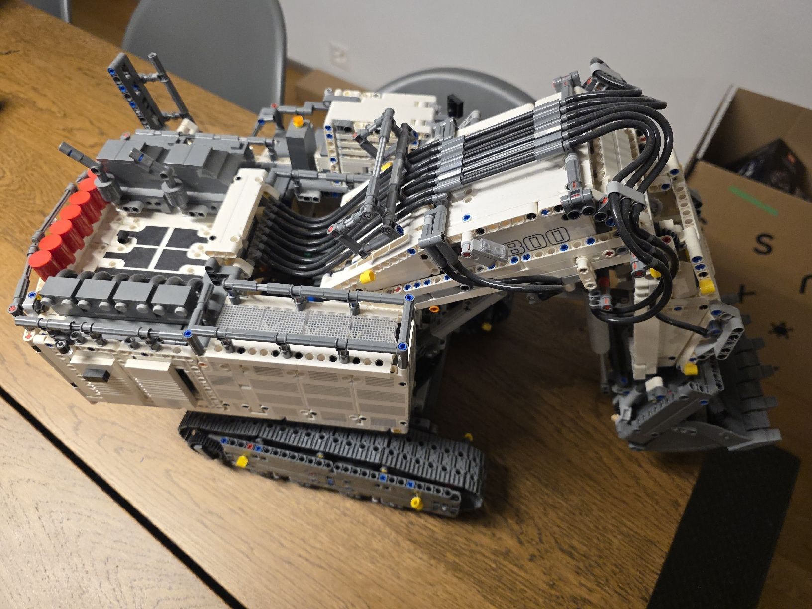 Lego Kit di costruzioni: Original Lego Liebherr 42100 excavator – Usato da Stetten AG venduto da AlexandruEP