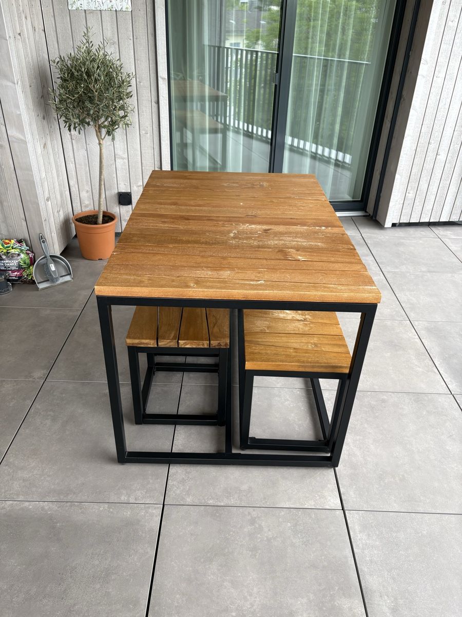 Set di tavolo e panche: Gebrauchtes Garten-Set aus massivem Akazienholz – Usato da Uster venduto da novmbrkid 3