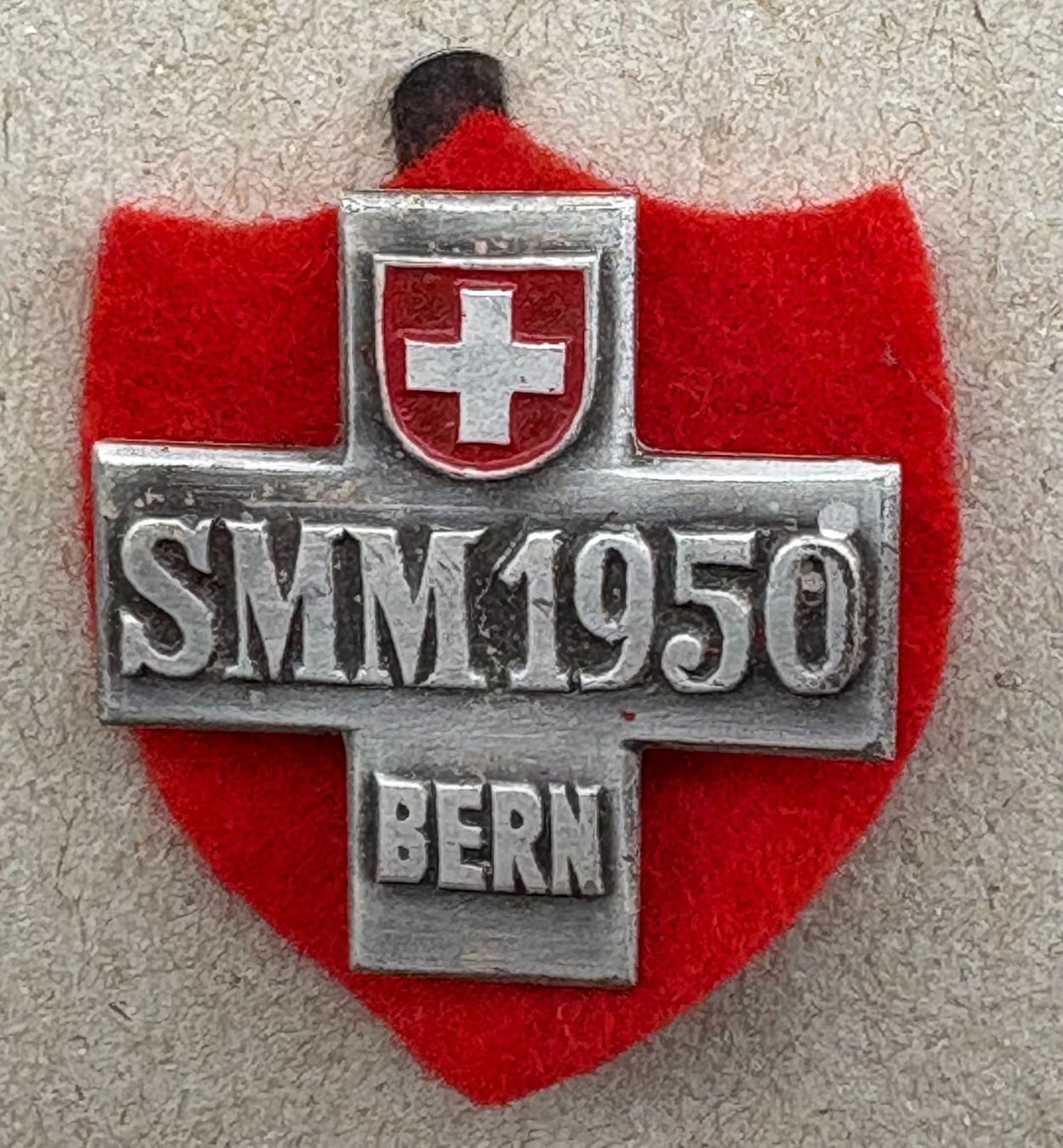 Placchette & Badge: ANSTECKER SMM 1950 BERN – Usato da Ostermundigen venduto da Wyatt-Earp