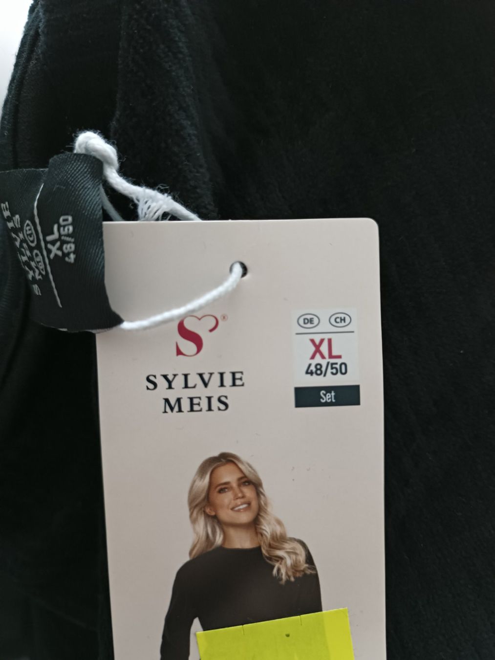 Maglioni & Felpe: Sylvie Meis Cordpullover Sweatshirt Gr. XL – Nuovo e nell'imballaggio originale da Pfungen venduto da pegbob 1