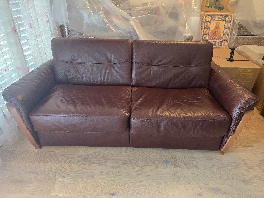 Sofas: Lederschlafsofa / Canapé-lit en cuir – D'occasion à Buchs ZH par Kornel01