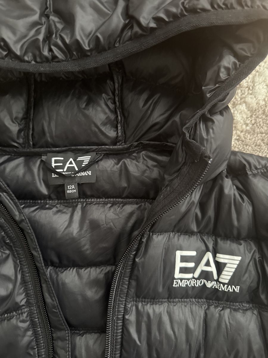 Armani Jacken: Emporio Armani EA7 Jacke Gr. 150 – Gebraucht aus Füllinsdorf von silberstern110 1