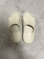 Puma Badeschuhe Sandalen Beige Gr. 7