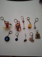 Lot mit 10 verschiedenen Schlüsselanhängern