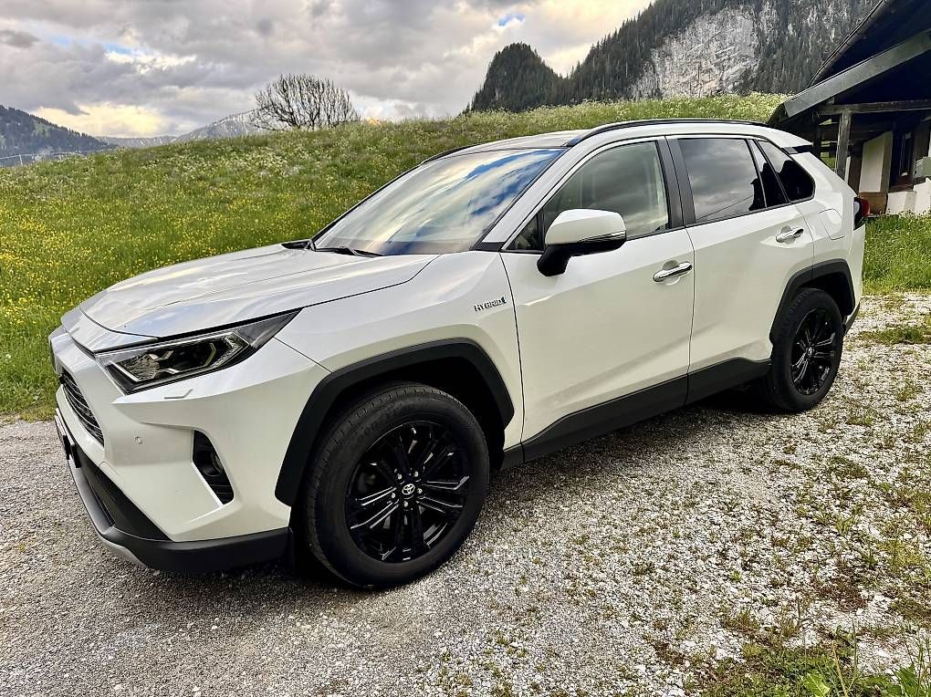 Automobili: TOYOTA RAV-4 2.5 HEV Premium – Usato da Saanen venduto da Ronnie2313