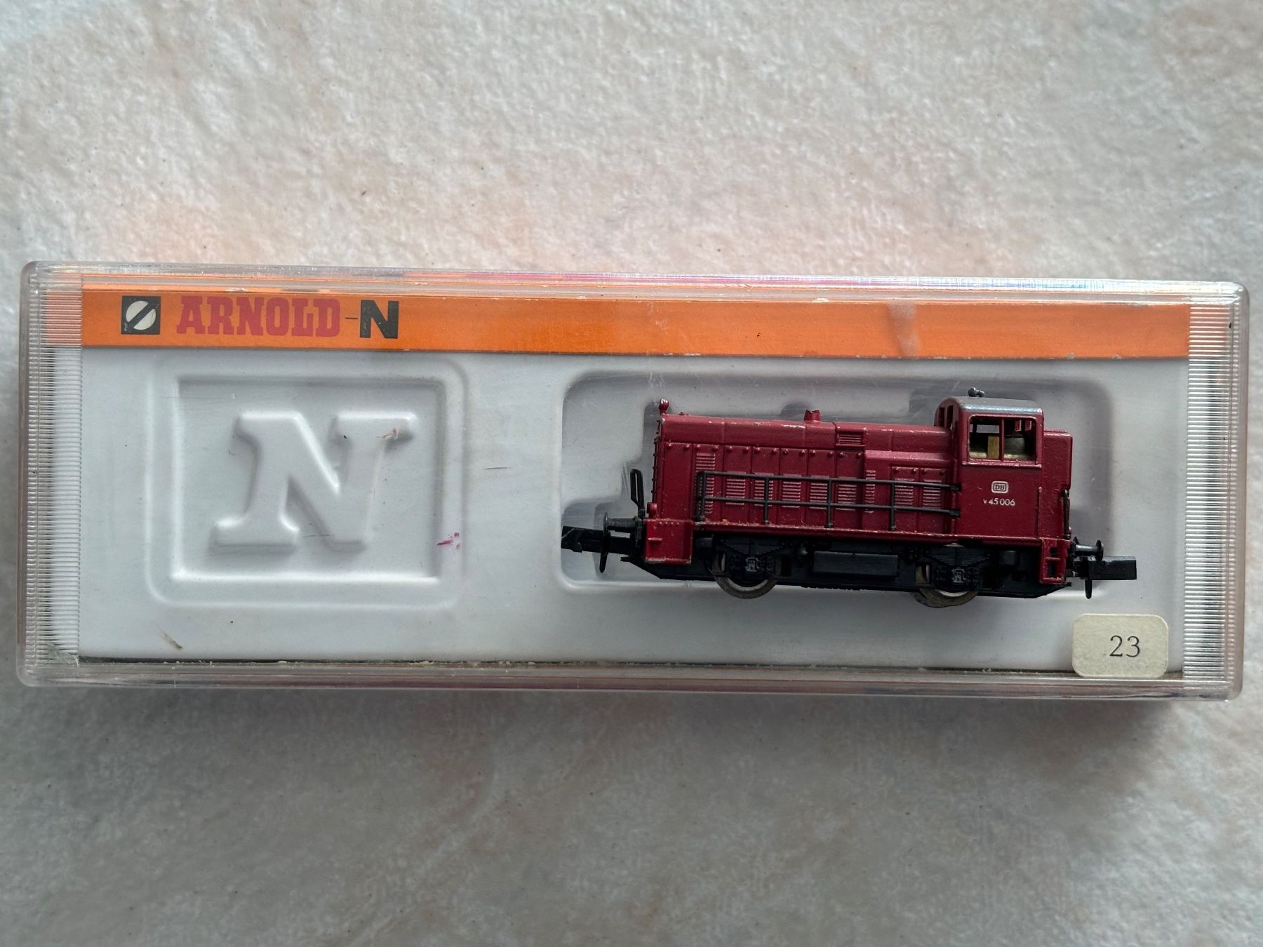 Arnold Modelleisenbahnen: Arnold 2055 Diesellok V45 – Neu (gemäss Beschreibung) aus Hauterive NE von eriamch