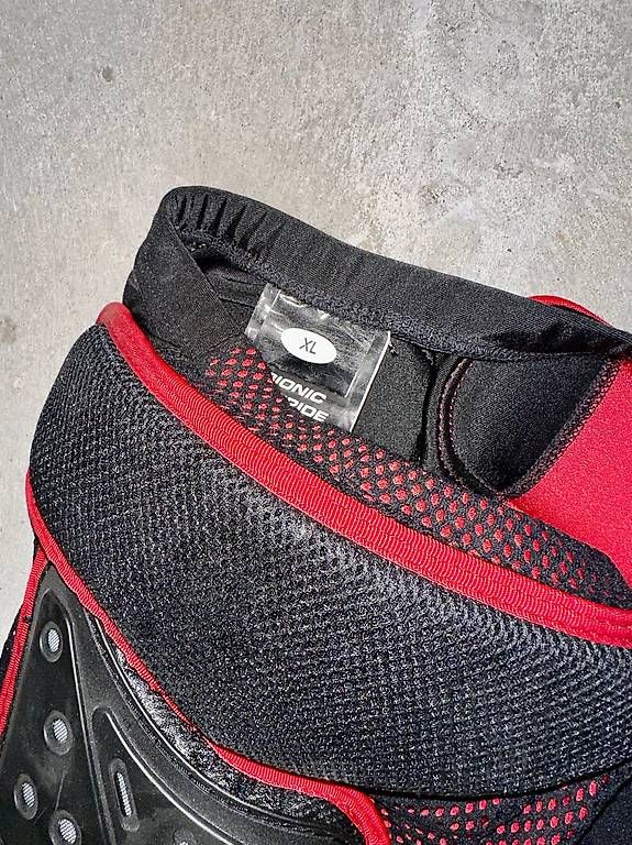 Alpinestars Protections: Alpinestars Bionic Freeride Shorts – D'occasion à Yverdon-les-Bains par lol_2lfg 2