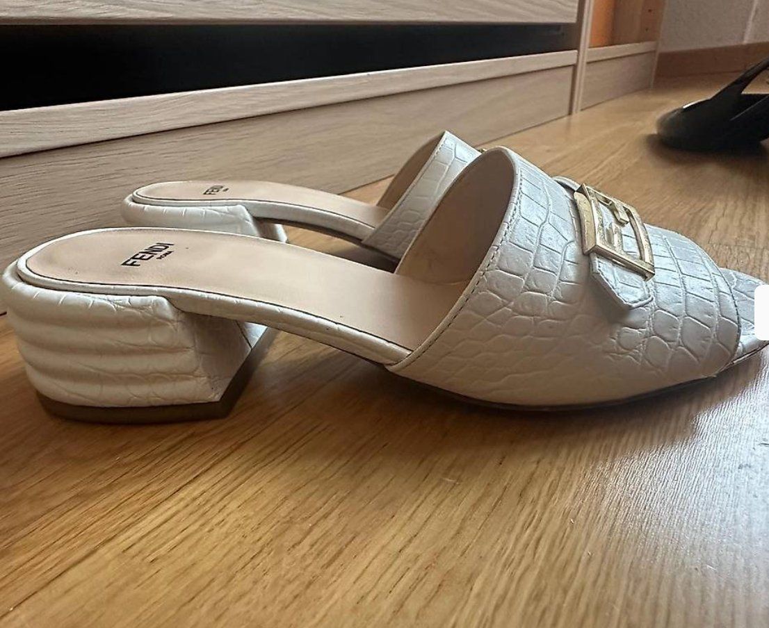 Fendi Scarpe da donna: Fendi Roma Heels / Slides Grösse 37 Original – Usato da Dietlikon venduto da qui_8vgh