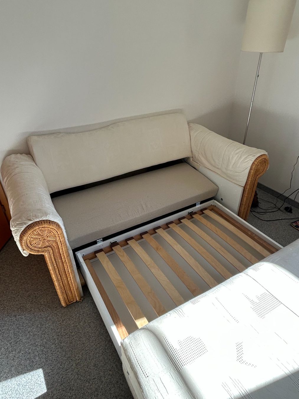 Livique Sofas: Bettsofa 200x125 cm – D'occasion à Benken SG par jac_8lmp 1
