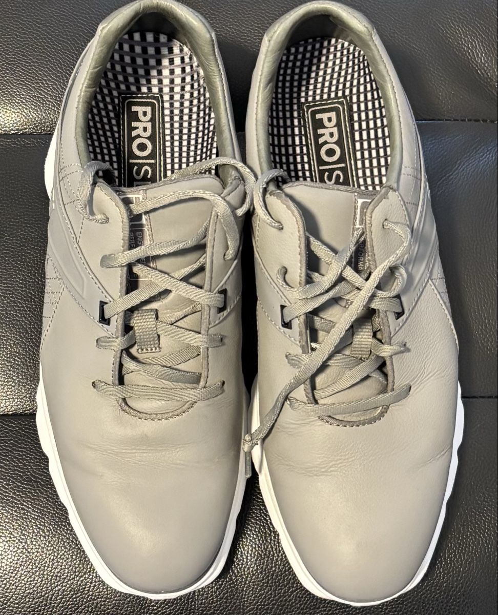 Scarpe da uomo: FootJoy (FJ) Golfschuhe Grau – Usato da Chur venduto da Cuteclothes7k 1