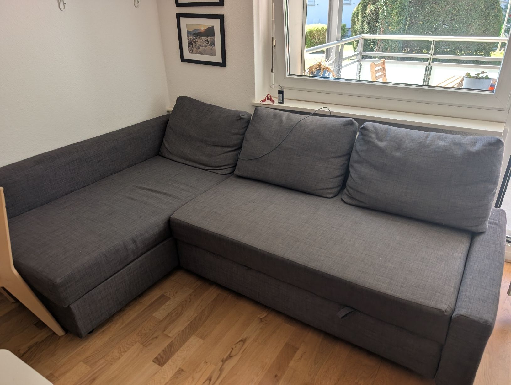Ikea Sofas: Ikea Pull out Sofa – Gebraucht aus Zürich von san_fjf9