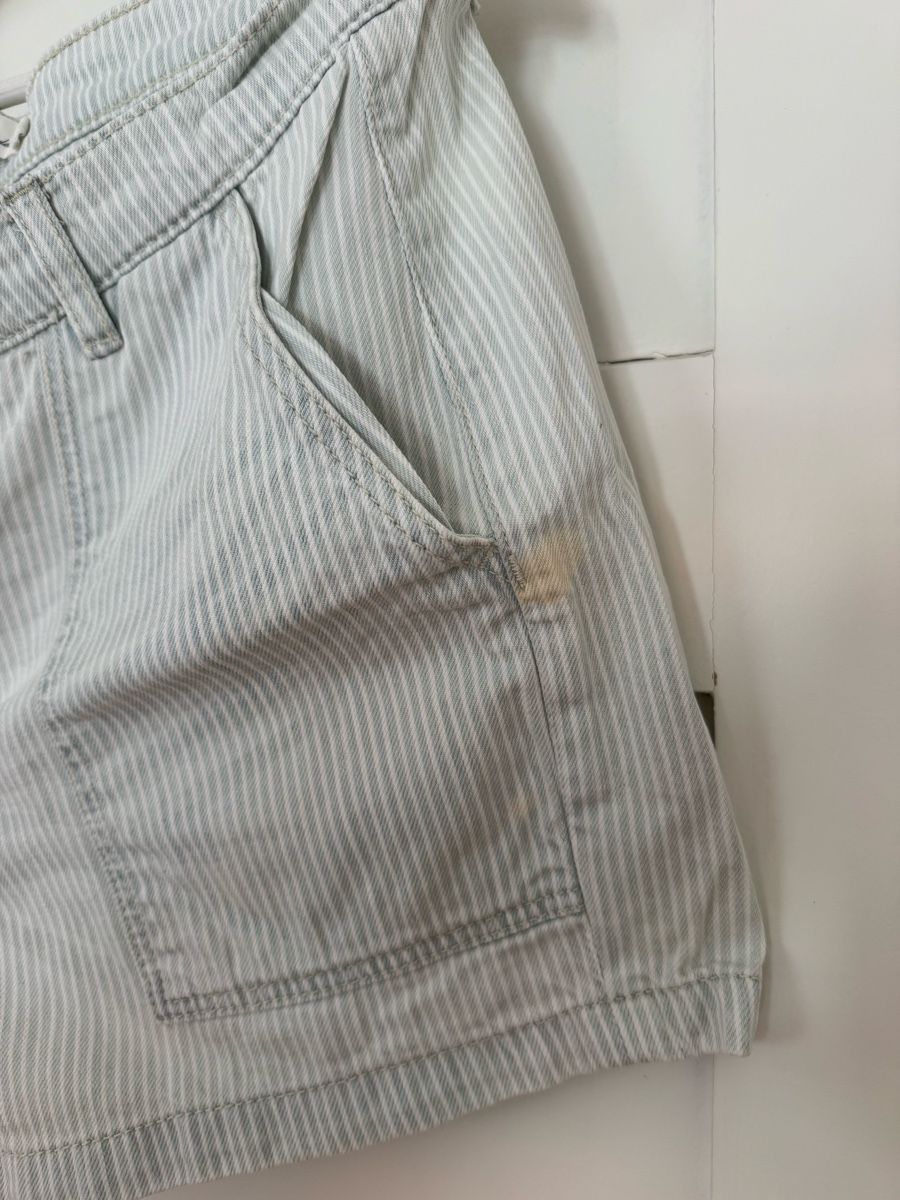 H&M Pantalons: L.O.G.G. Shorts gestreift – D'occasion à St. Gallen par BiancaL11 2