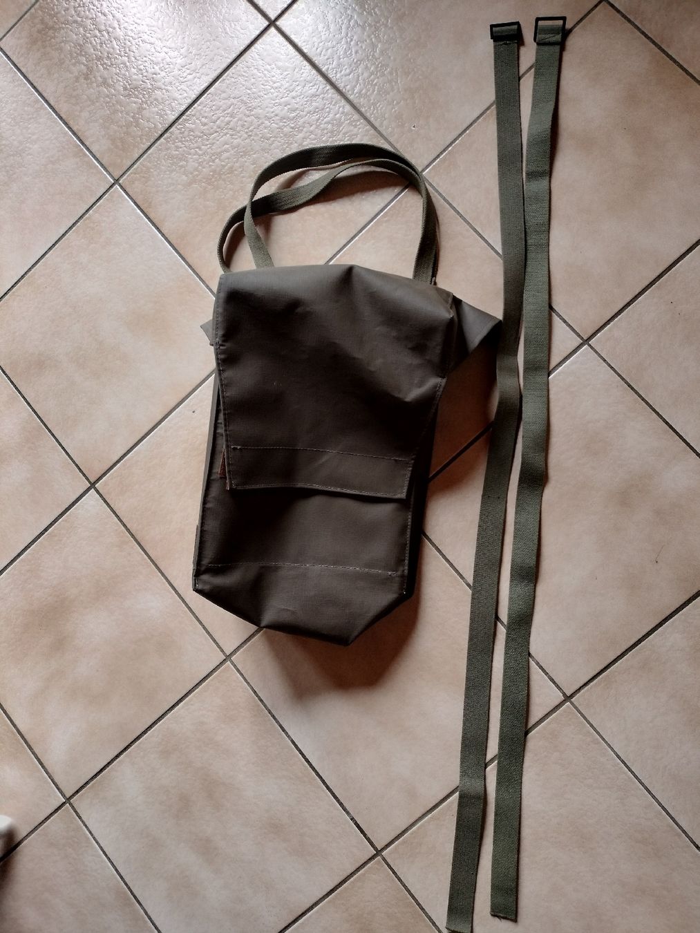 Schweizer Armee Borse: Schweizer Armee Militär Tasche – Nuovo (secondo la descrizione) da Schwanden Sigrisw venduto da len_9yqg