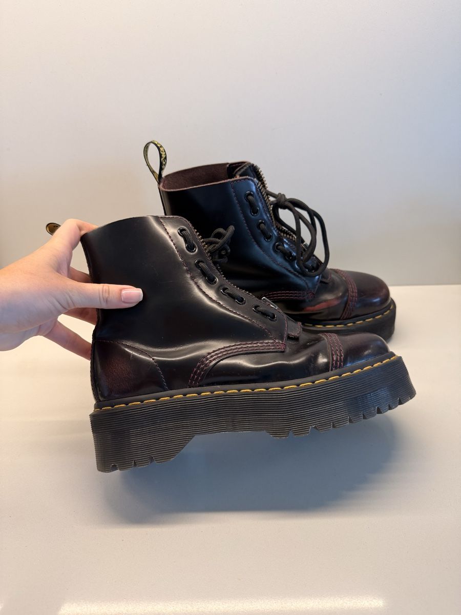 Dr. Martens Scarpe da donna: Boots Dr. Martens Sinclair Plateaustiefeletten in Cherry Red – Nuovo (secondo la descrizione) da Staad SG venduto da Chirrari