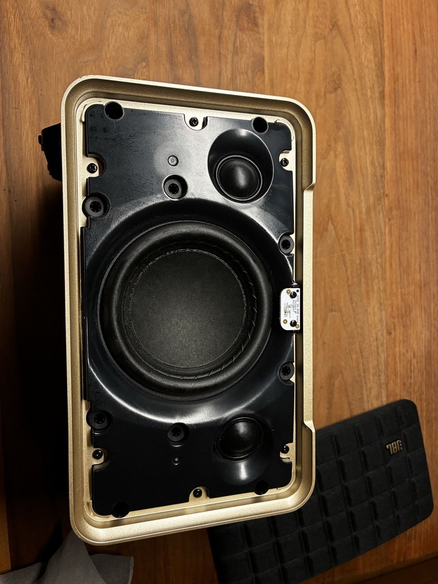 JBL Casse acustiche: Jbl Authentic 200 – Usato da Wangen sz venduto da ms1_k9x8 6