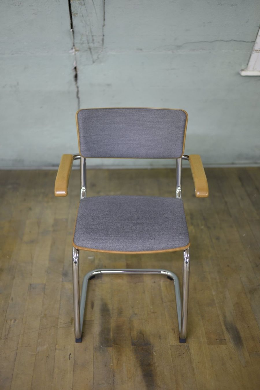 Thonet Sedie: Designer Stühle Thonet S 43 PVF – Usato da Lichtensteig venduto da UsedIN 8