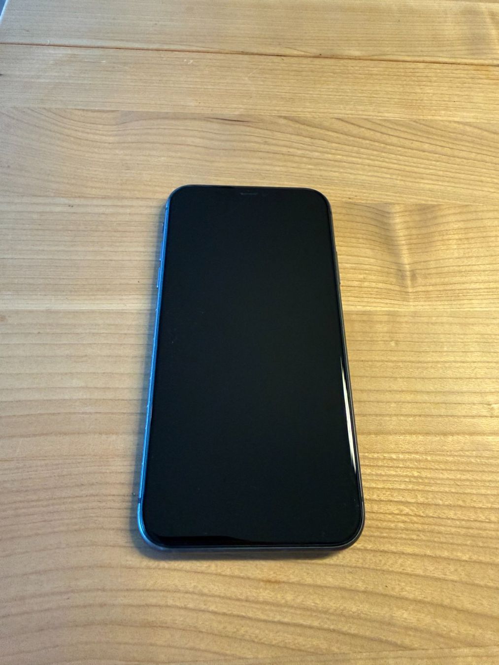 Apple Handys / Smartphones: iPhone 11, schwarz, 128 GB – Gebraucht aus Strengelbach von Michele50
