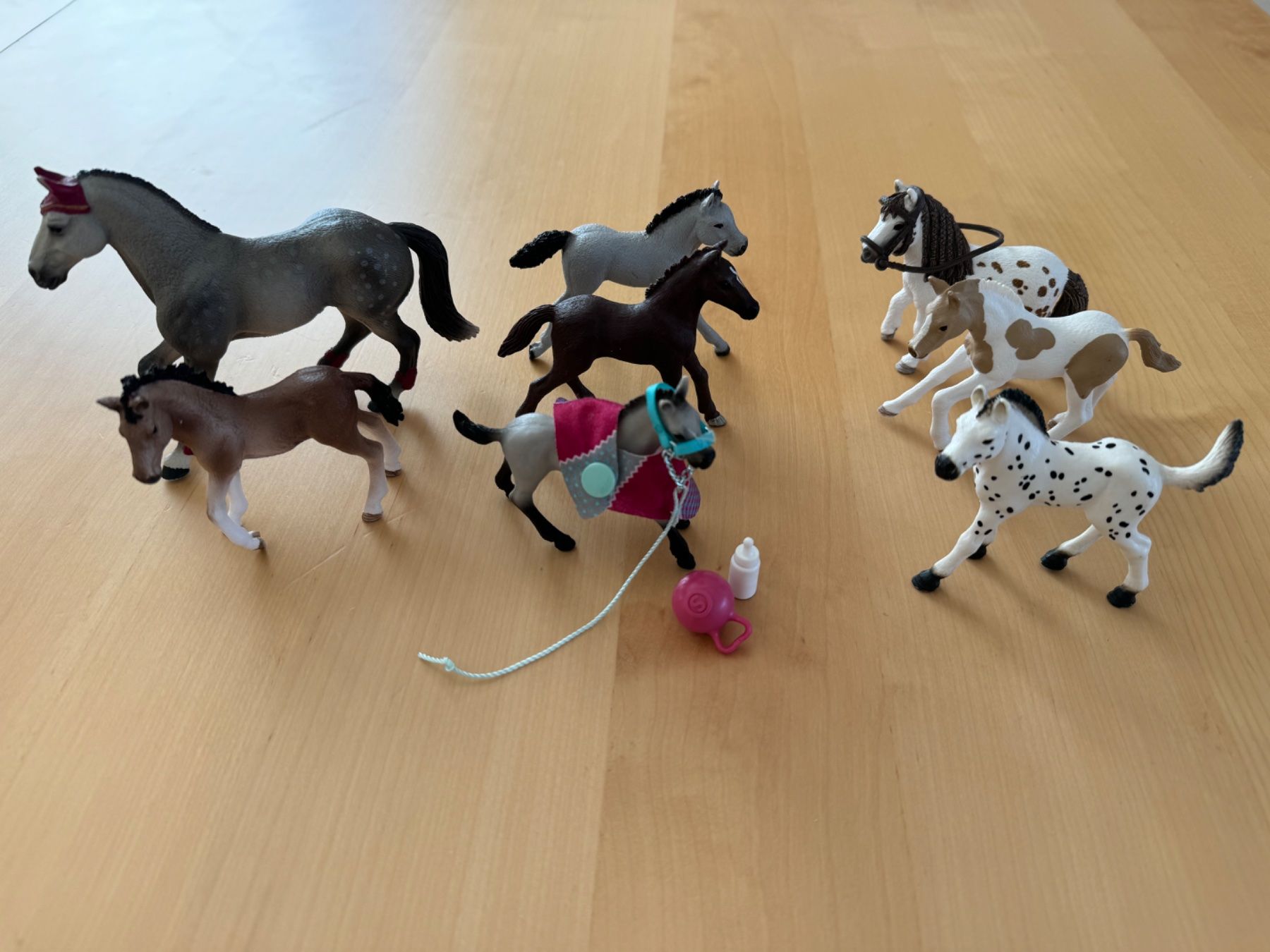Schleich Giocattoli: 8 Schleich Pferde/Ponys – Nuovo e nell'imballaggio originale da Bachenbülach venduto da Elcomaster